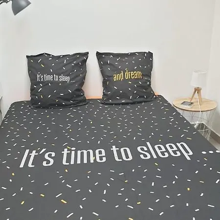 Bel T2 Climatisé Avec Piscine Poitiers-futuroscope-creps De Poitiers Appartamento *