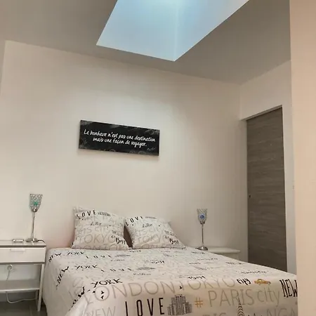 Bel T2 Climatise Avec Piscine Poitiers-futuroscope-creps De Poitiers Apartman *
